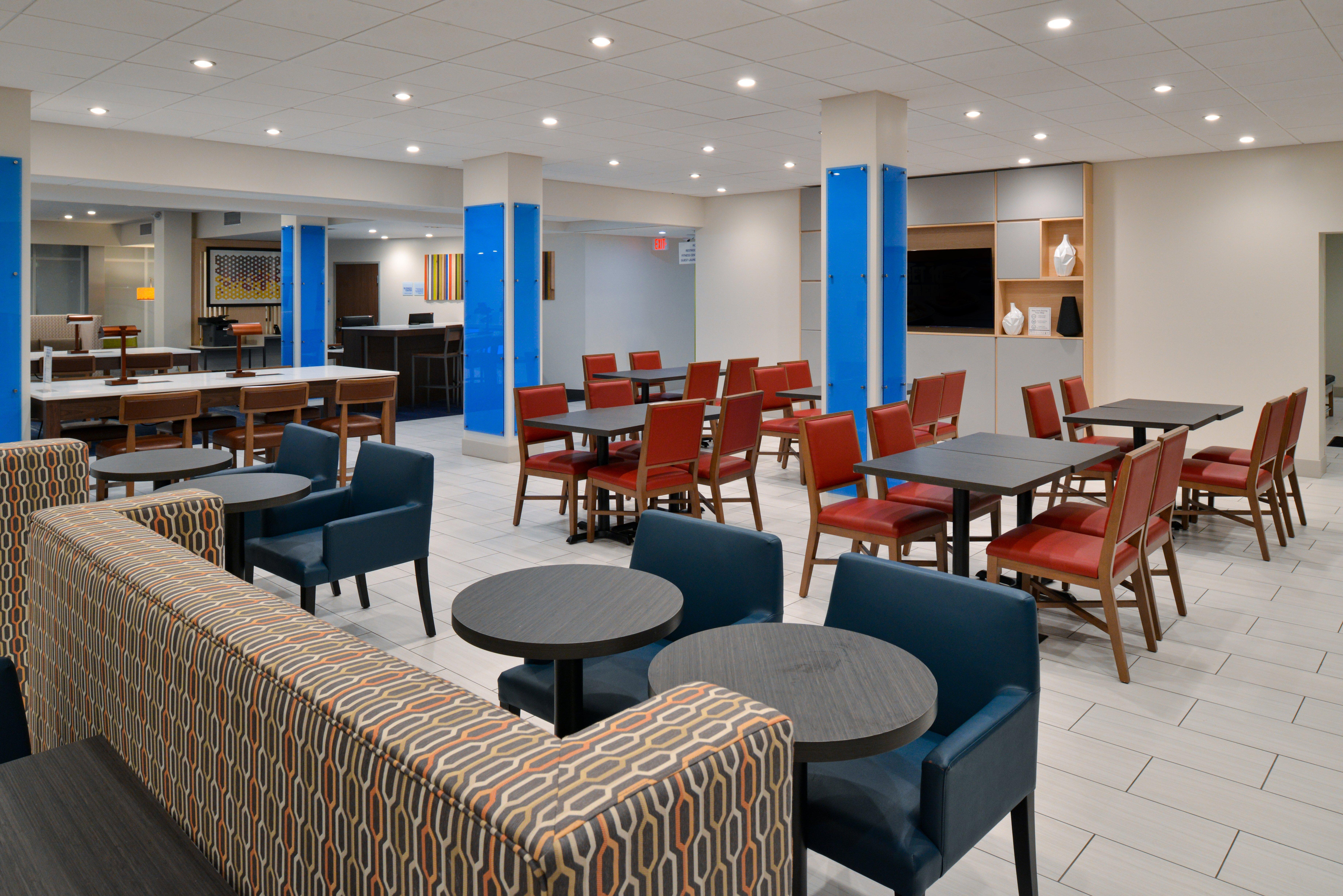 Holiday Inn Express Orlando - South Park By Ihg Williamsburg Bagian luar foto