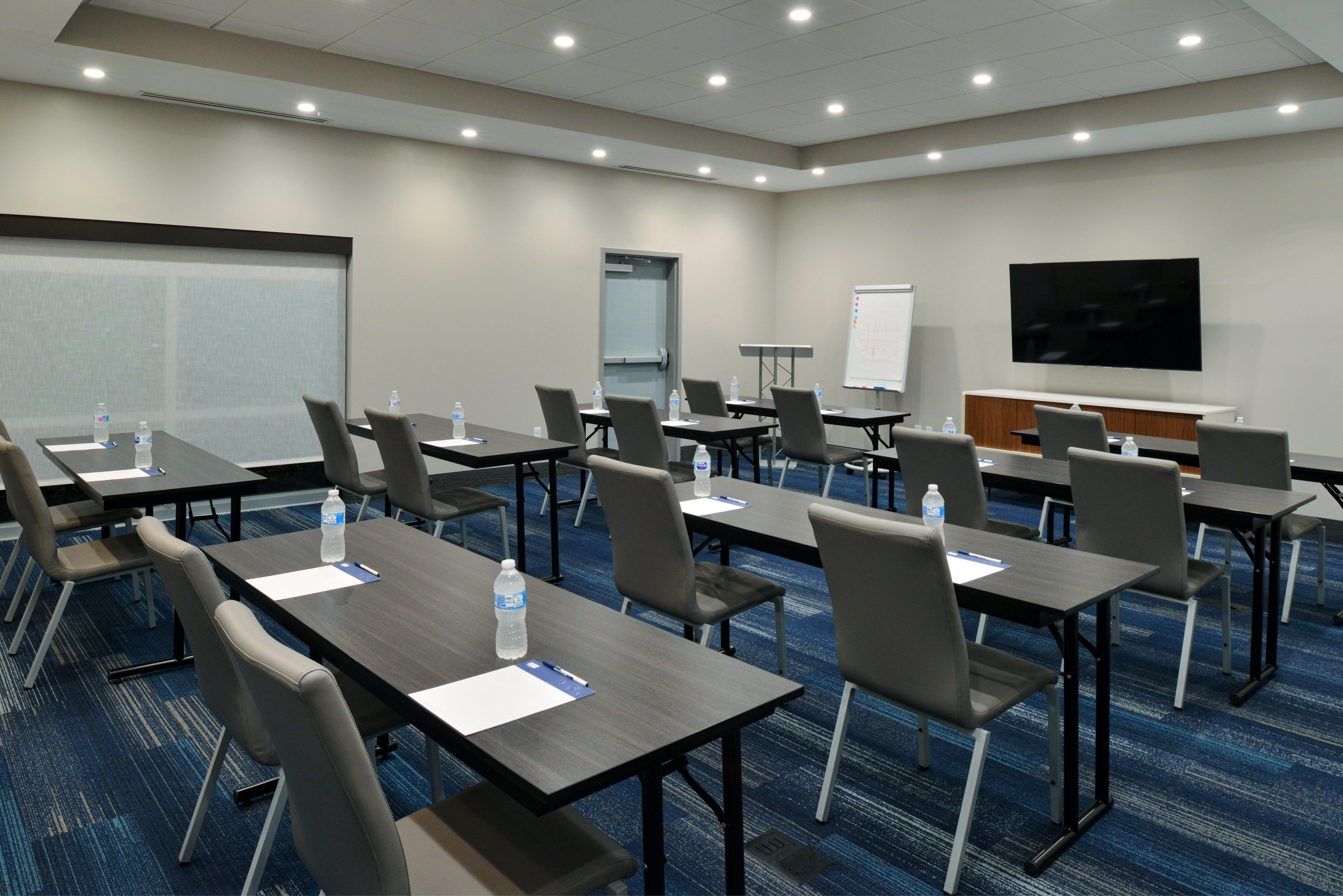 Holiday Inn Express Orlando - South Park By Ihg Williamsburg Bagian luar foto