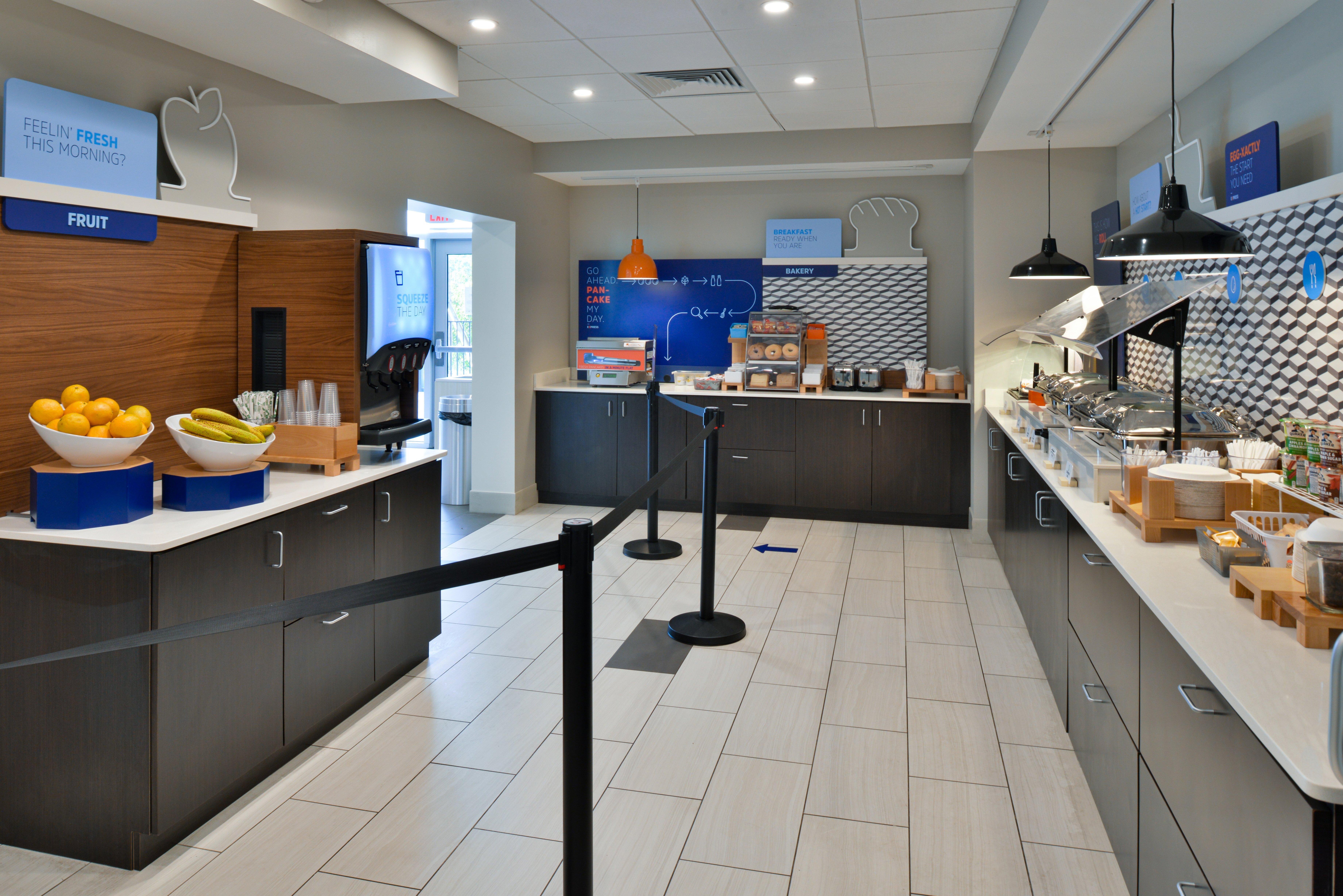 Holiday Inn Express Orlando - South Park By Ihg Williamsburg Bagian luar foto