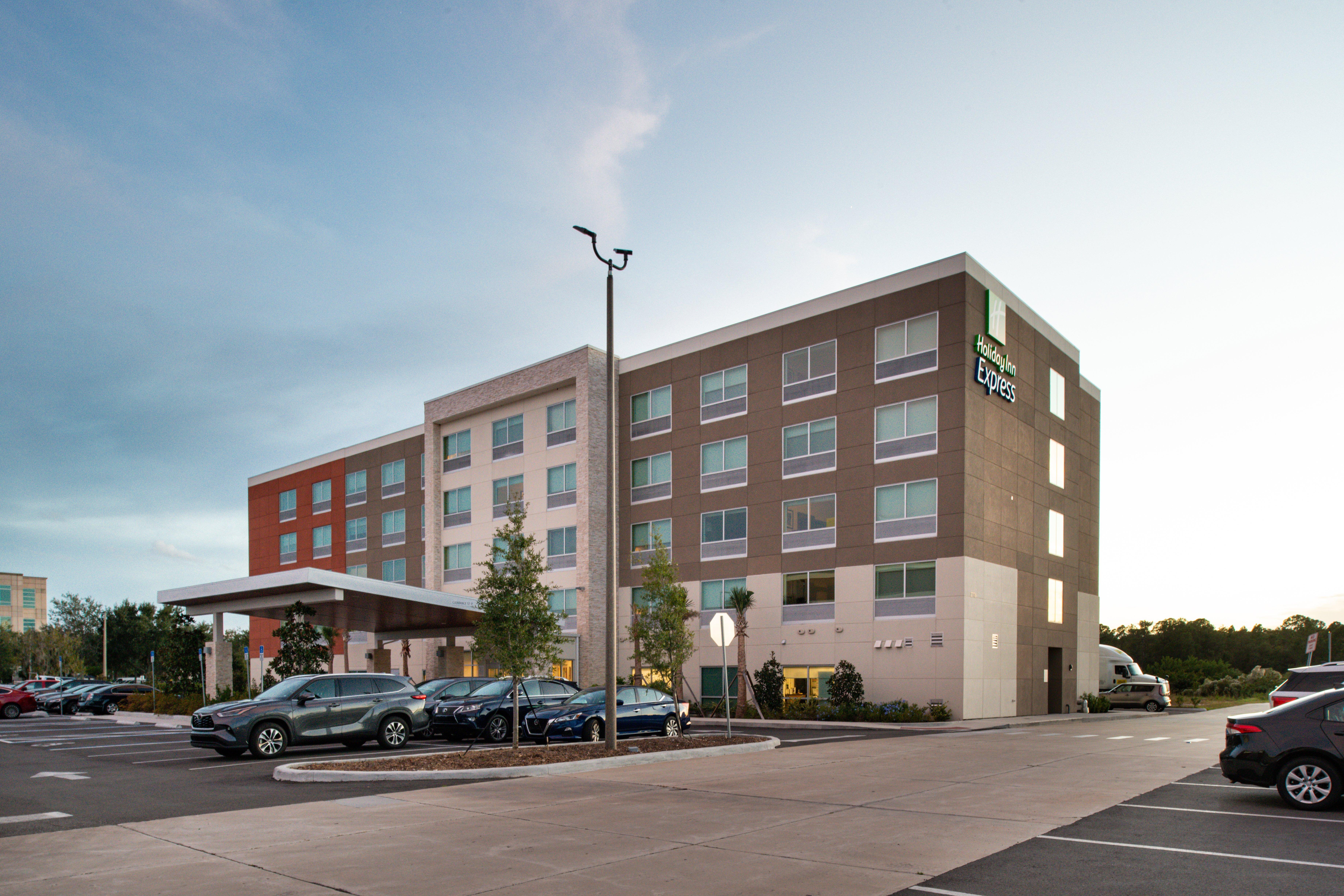 Holiday Inn Express Orlando - South Park By Ihg Williamsburg Bagian luar foto